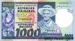 1000 Francs - 200 Ariary MADAGASCAR  1974 P.065a UNC