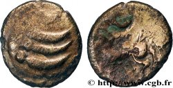 RÈMES (Région de Reims) Quart de statère “aux segments de cercles”, cheval à gauche