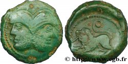 SUESSIONS (région de Soissons) Bronze à la tête janiforme barbue, classe I