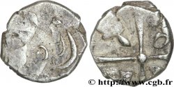 VOLQUES TECTOSAGES (région de Toulouse) Drachme “à la tête cubiste”, hache au quatrième canton