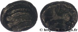RÈMES (Région de Reims) Quart de statère “aux segments de cercles” en électrum, cheval à gauche