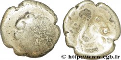 CARNUTES (Région de la Beauce) Quart de statère d’or pâle, DT. 2350