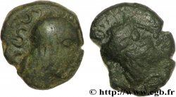 AMBIENS (Région d Amiens) Lot de 2 bronzes au cheval et à la tête aux cheveux calamistrés