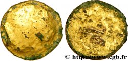 CARNUTES (Région de la Beauce) Quart de statère d’or au sanglier conducteur, fourré