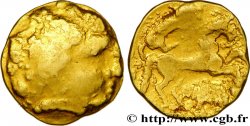 CARNUTES (Région de la Beauce) Quart de statère d’or au sanglier conducteur
