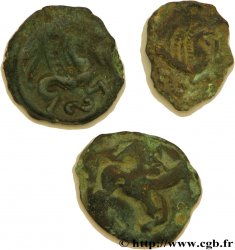 BITURIGES CUBES, INCERTAINES Lot de trois bronzes au loup et au pégase - de Levroux