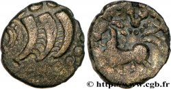 GALLIEN - BELGICA - REMI (Region die Reims) Quart de statère “aux segments de cercles”, cheval à gauche, en bas électrum