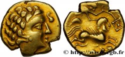 AULERQUES CÉNOMANS (Région du Mans) Statère d or au cheval anthropomorphe et au personnage allongé, tenant deux objets ovoïdes