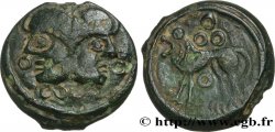 SUESSIONS (région de Soissons) Bronze à la tête janiforme, classe II aux annelets pointés