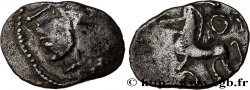 GALLIA - GALLIA DEL NORTE -ÆDUI (BIBRACTE, Región del Mont-Beuvray) Denier à la tête casquée stylisée