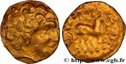 ÉDUENS / ARVERNES, INCERTAINES Quart de statère au bige TTB+/TTB