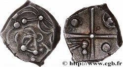 CADURQUES (région de Cahors) Drachme “à la tête triangulaire”, S. 118 SUP