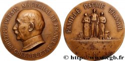 ÉTAT FRANÇAIS Médaille, Offerte par le Maréchal Pétain