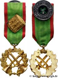 MUSIQUE, ARTS ET CONCERTS Médaille, Fanfare