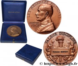V REPUBLIC Médaille, Maréchal Foch, Valeur et discipline
