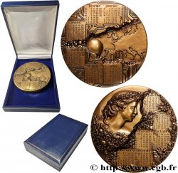 CINQUIÈME RÉPUBLIQUE Médaille calendrier, Europe