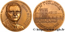 VARIOUS CHARACTERS Médaille, André Bègue