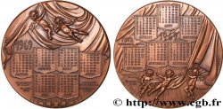 CINQUIÈME RÉPUBLIQUE Médaille calendrier, Chérubins et théâtre SUP