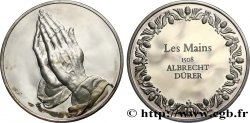 THE 100 GREATEST MASTERPIECES Médaille, Les mains par Dürer