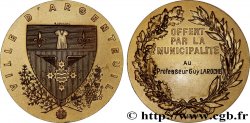 V REPUBLIC Médaille offerte par la municipalité