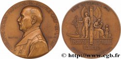 ÉTAT FRANÇAIS Médaille du maréchal Pétain, fête du travail