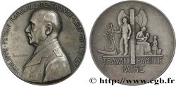 ETAT FRANÇAIS Médaille, Maréchal Pétain, Travail, Famille et Patrie fVZ