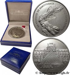 CINQUIÈME RÉPUBLIQUE Médaille, La Victoire de Samothrace