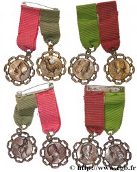 PRIX ET RÉCOMPENSES Lot de 2 pinces de 2 médailles, Napoléon Ier, le Coq et Jeanne d’Arc