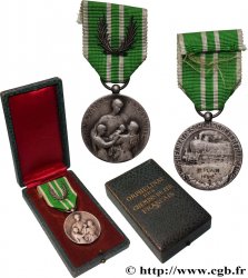 TRANSPORTS (TRAINS, BUS, TRAMWAYS, BATEAUX...) Médaille de l’orphelinat des chemins de fer