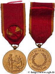 INSURANCES Médaille, Mutualité, Musée de la mutualité