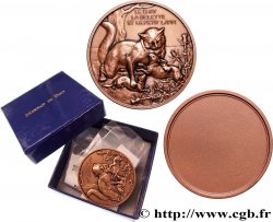 LITERATURE : WRITERS - POETS Médaille, Le chat, la belette et le petit lapin, refrappe
