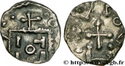 ENGLAND - ANGLO-SAXONS Sceat au carré perlé, mule de la Série D, type 8, variété de droit