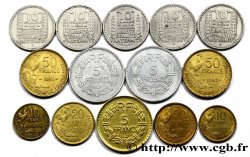 Lot de quatorze monnaies, divers métaux, toutes époques n.d. n.l. F.-/-