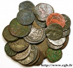 LOTTE DI MONETE DI MONDO Lot de 30 Monnaies étrangères en cuivre et billon n.d