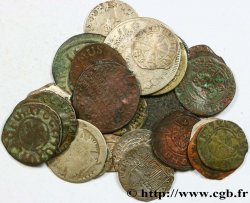 WORLD COINS LOTS Lot de 30 Monnaies étrangères en cuivre et billon n.d 