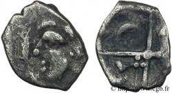 GALLIA - SUDOVESTE DELLA GALLIA - VOLCÆ TECTOSAGES (Regione di Tolosa) Obole de style hybride entre “cubiste et romanisé”