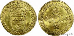 LOUIS XIV LE GRAND OU LE ROI SOLEIL Écu d or au soleil, à la croix anillée fleurdelisée 1644 Amiens TTB+