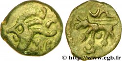 GALLIA - CARNUTES (Región de la Beauce) Bronze au loup, tête à gauche