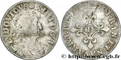 LOUIS XIV LE GRAND OU LE ROI SOLEIL Quatre sols à la croix formée de lis 1675 Lyon ou Vimy-en-Lyonnais B+