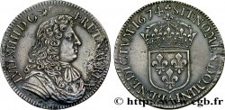 LOUIS XIV  THE SUN KING  Demi-écu, portrait à la cravate courte 1674 Paris MBC+/EBC