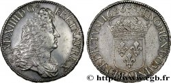 LOUIS XIV LE GRAND OU LE ROI SOLEIL Écu, portait drapé à l’antique 1686 Paris