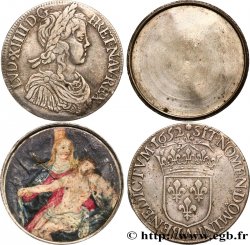 LOUIS XIV LE GRAND OU LE ROI SOLEIL Boîte réalisée dans un écu à la mèche longue de Louis XIV 1652 Paris TTB