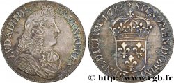 LOUIS XIV LE GRAND OU LE ROI SOLEIL Demi-écu, portrait à la cravate courte 1683 Lyon TTB+