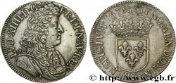 LOUIS XIV LE GRAND OU LE ROI SOLEIL Demi-écu, portrait à la cravate courte 1679 Aix-en-Provence