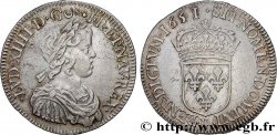 LOUIS XIV LE GRAND OU LE ROI SOLEIL Demi-écu, portrait à la mèche courte 1651 Lyon TTB+
