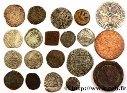 LOTS Vingt monnaies royales étrangères, états et métaux divers n.d. 