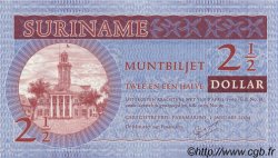 2,5 Dollars SURINAM  2004 P.156 UNC