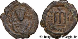 TIBERIO II CONSTANTINO Follis