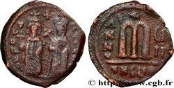 PHOCAS et LÉONTIA Follis TB+