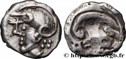 ÉDUENS (BIBRACTE, région du Mont-Beuvray) Denier à la tête casquée, incus